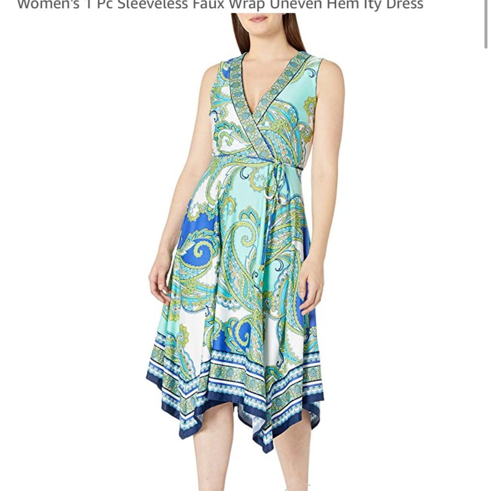 2/$30 👗 Sandra Darren Sleeveless Faux Wrap